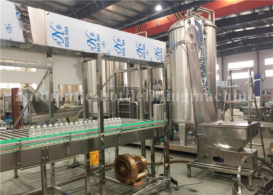 SUS304 पेय कार्बोनेटेड पेय भरने की मशीन 500ml